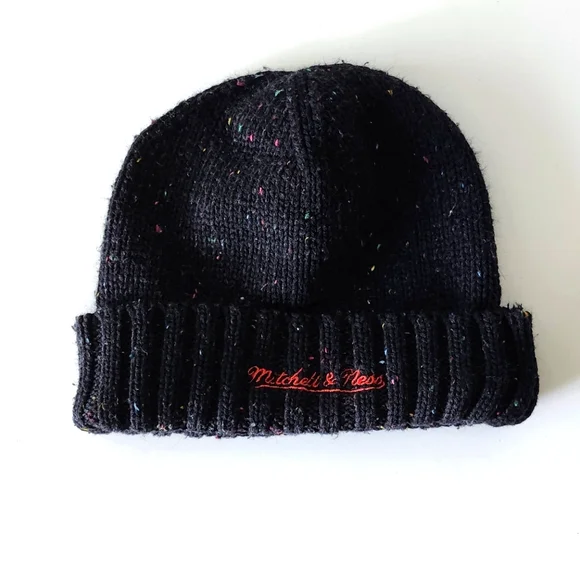 Mitchell & Ness Raptors Touque - Picture 2 of 4